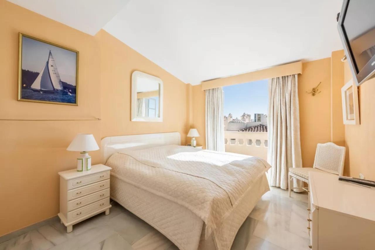 Marina Vistas - Puerto Marina Apartment Benalmadena Ngoại thất bức ảnh